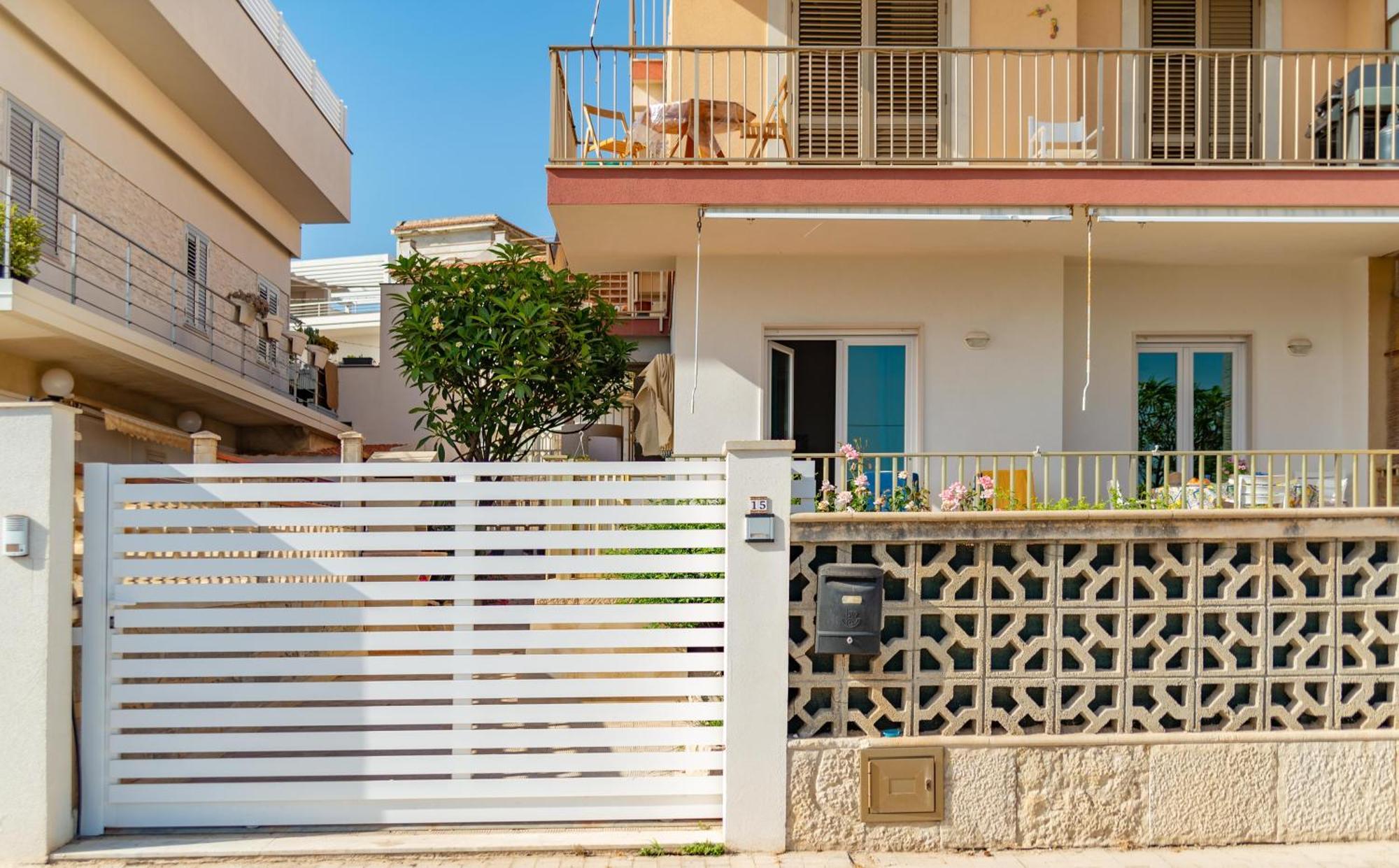 Casa Sul Lungomare Apartment ดอนนาลูกาตา ภายนอก รูปภาพ
